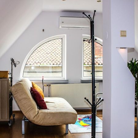 Split Crib - Chill Studio In Historic Braşov Esterno foto